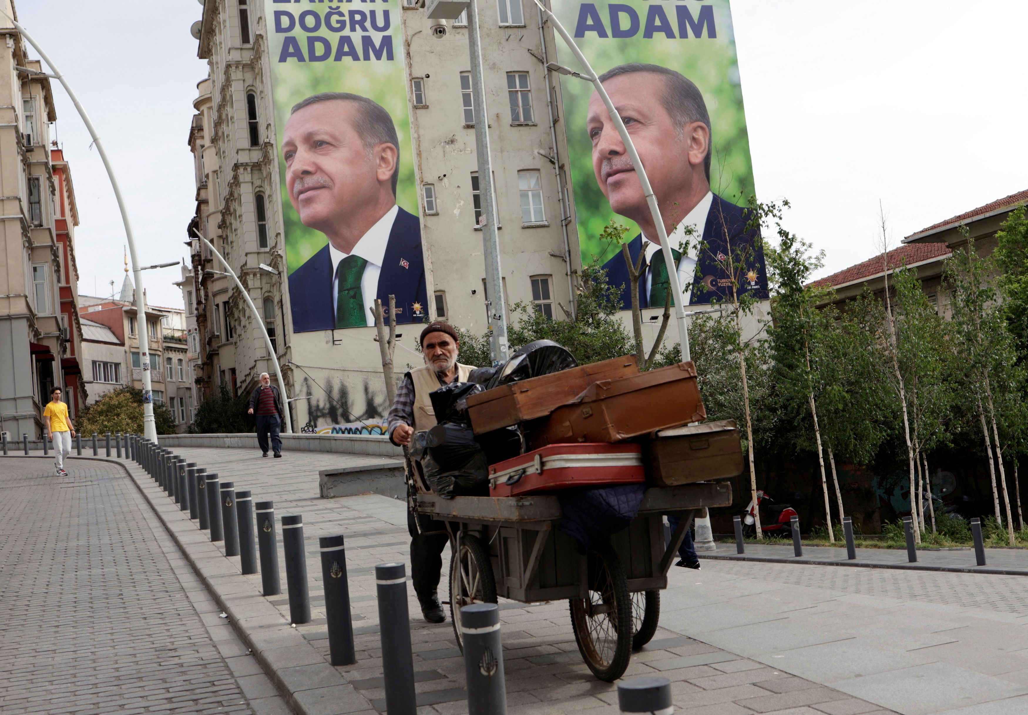 Εκλογές στην Τουρκία: Οι τελευταίες «ζαριές» Ερντογάν - Κιλιτσντάρογλου