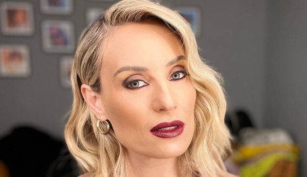 Ελεονώρα Μελέτη: «Μόνο εγώ κατηγορούμαι ότι ρίχνω σπόντες και καρφιά»