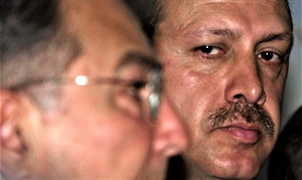 Ερντογάν: Όταν φυλακίστηκε εξαιτίας ενός ποιήματος και… θριάμβευσε