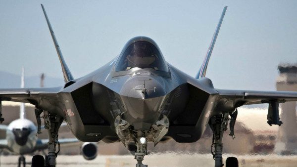 Μάικλ Μακόλ: Η Ελλάδα αξίζει τα F-35, ο “δικτάτορας” Ερντογάν όχι