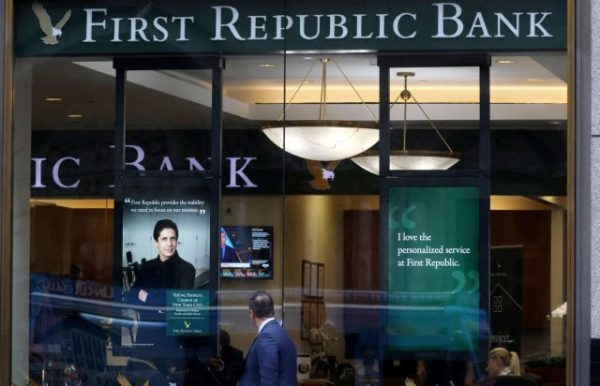 First Republic: Περνάει στη JP Morgan
