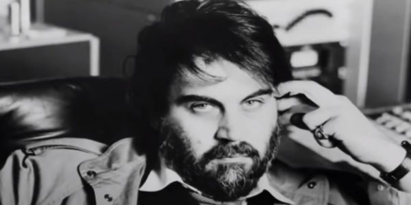 Ο Βαγγέλης Παπαθανασίου δεν ήταν απλώς συνθέτης για ταινίες – «Διέλυσε» τα όρια της ποπ