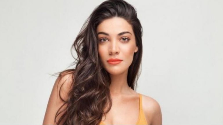 Ήβη Αδάμου: Τι δηλώνει για την πρόσφατη περιπέτεια της υγείας της