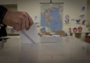 Οι «άδειες κάλπες» φοβίζουν τα κόμματα – Οι βόμβες που μπορεί να σκάσουν στον δεύτερο γύρο