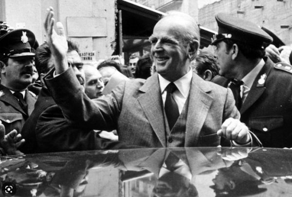 Κωνσταντίνος Καραμανλής: Ο πολιτικός ανήρ