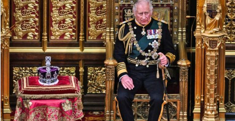 Βασιλιάς Κάρολος: Όλα έτοιμα για τη στέψη του – «Αστακός» το Λονδίνο, επί ποδός 29.000 αστυνομικοί