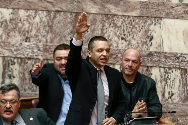 Αλιβιζάτος για Κασιδιάρη: Προφανής προσπάθεια να καταστρατηγηθούν οι απαγορευτικές ρυθμίσεις του πρόσφατου νόμου