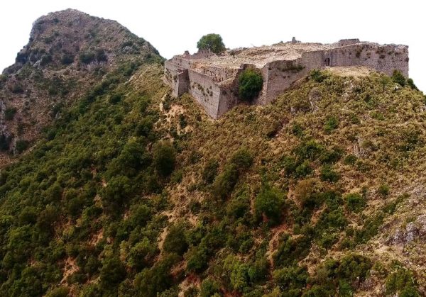 ΥΠΠΟΑ: Αποκαθίσταται το Κάστρο της Κιάφας, στο Σούλι