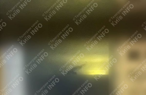 Ουκρανία: Νέες ρωσικές επιθέσεις κατά του Κιέβου – Πυρκαγιά σε ταράτσα πολυκατοικίας