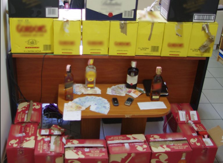 «Λερναία Ύδρα» το λαθρεμπόριο τσιγάρων και ποτών