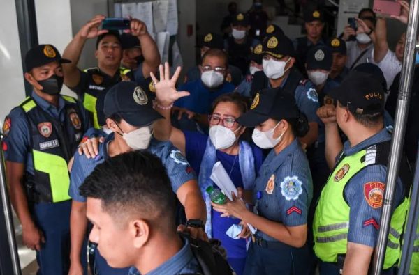 Λάιλα ντε Λίμα: Αθωώθηκε στη δίκη της για «διακίνηση ναρκωτικών» η υπερασπίστρια των ανθρωπίνων δικαιωμάτων στις Φιλιππίνες