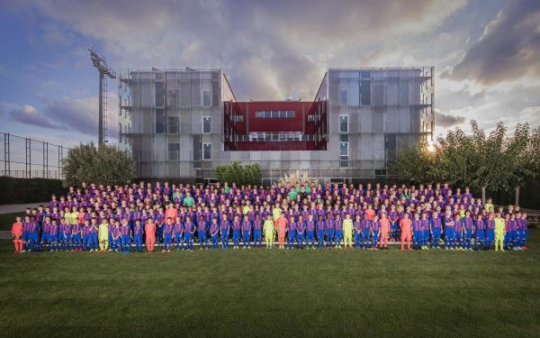 H Mασία επιστρέφει: Tρία πρόσωπα που έλαμψαν