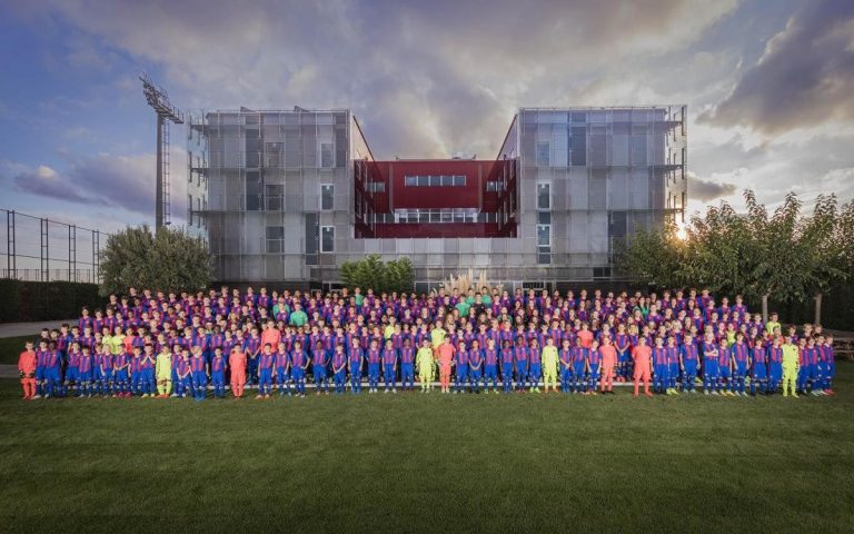 H Mασία επιστρέφει: Tρία πρόσωπα που έλαμψαν