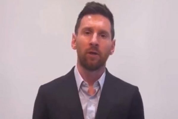 Απολογήθηκε ο Μέσι: «Ζητώ συγγνώμη, δεν μπορούσα να ακυρώσω το ταξίδι»