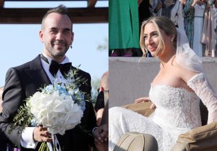 Μουζουράκης – Κόζαρη: Η άφιξη της νύφης στην εκκλησία, το τρυφερό φιλί και οι έξι κουμπάροι