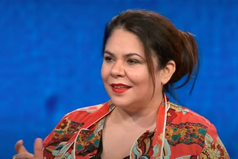 Συγκλονίζει η συγγραφέας Μικέλα Μούρτζια – «Έχω καρκίνο σε προχωρημένο στάδιο και μου μένουν λίγοι μήνες ζωής»