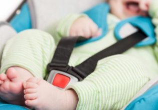 Ασύλληπτη τραγωδία στην Άρτα: Πατέρας ξέχασε την 5,5 μηνών κόρη του στο αυτοκίνητο και τη βρήκε νεκρή