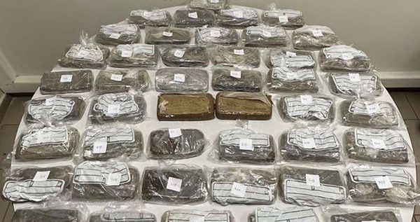 Ναρκωτικά: Έκρυβε 22 κιλά ηρωίνης στο αυτοκίνητό του – Τον «τσάκωσαν» στα διόδια Μαλγάρων