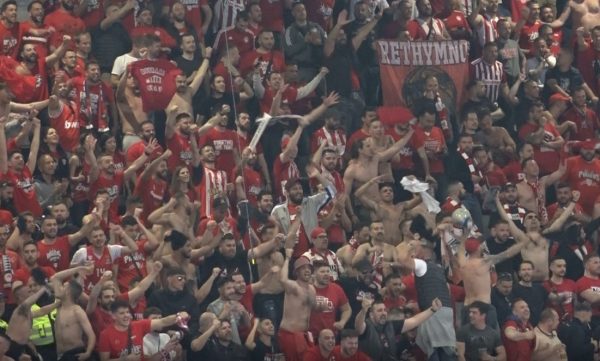 Το in στο Καουνας πριν τον μεγάλο τελικό: Ερυθρόλευκο τσουνάμι από χιλιάδες φιλάθλους