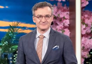 Νίκος Ορφανός: «Ο Αλέκος Αλεξανδράκης αποτέλεσε ώθηση στο ξεκίνημα της καριέρας μου»