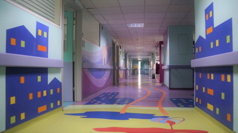 ΠΟΕΔΗΝ: Ο θάνατος 15 παιδιών σε νοσοκομεία αναδεικνύει τις ελλείψεις του ΕΣΥ