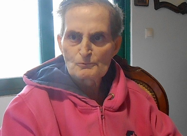 Κηδεύτηκε ο Κωνσταντίνος Παπανικόλας, συνεχίζεται η κόντρα για την περιουσία