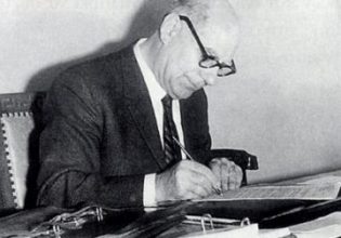 Ευάγγελος Παπανούτσος: Το «ίσως», το «πιθανόν» και το «ενδέχεται»