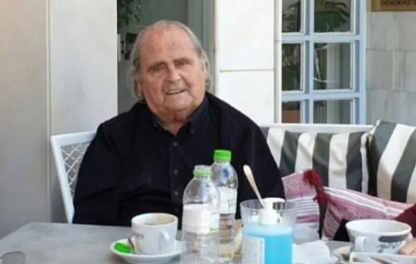 Πέθανε πρώην υπουργός του ΠΑΣΟΚ