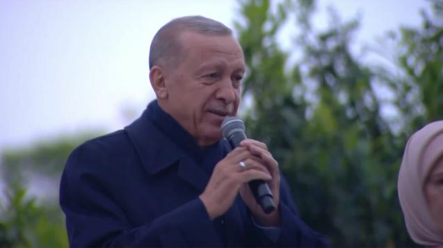 Ερντογάν: Εκστασιασμένος στην πανηγυρική ομιλία του - «Αντίο Κεμάλ», «Θα είμαστε μαζί μέχρι τον θάνατο»