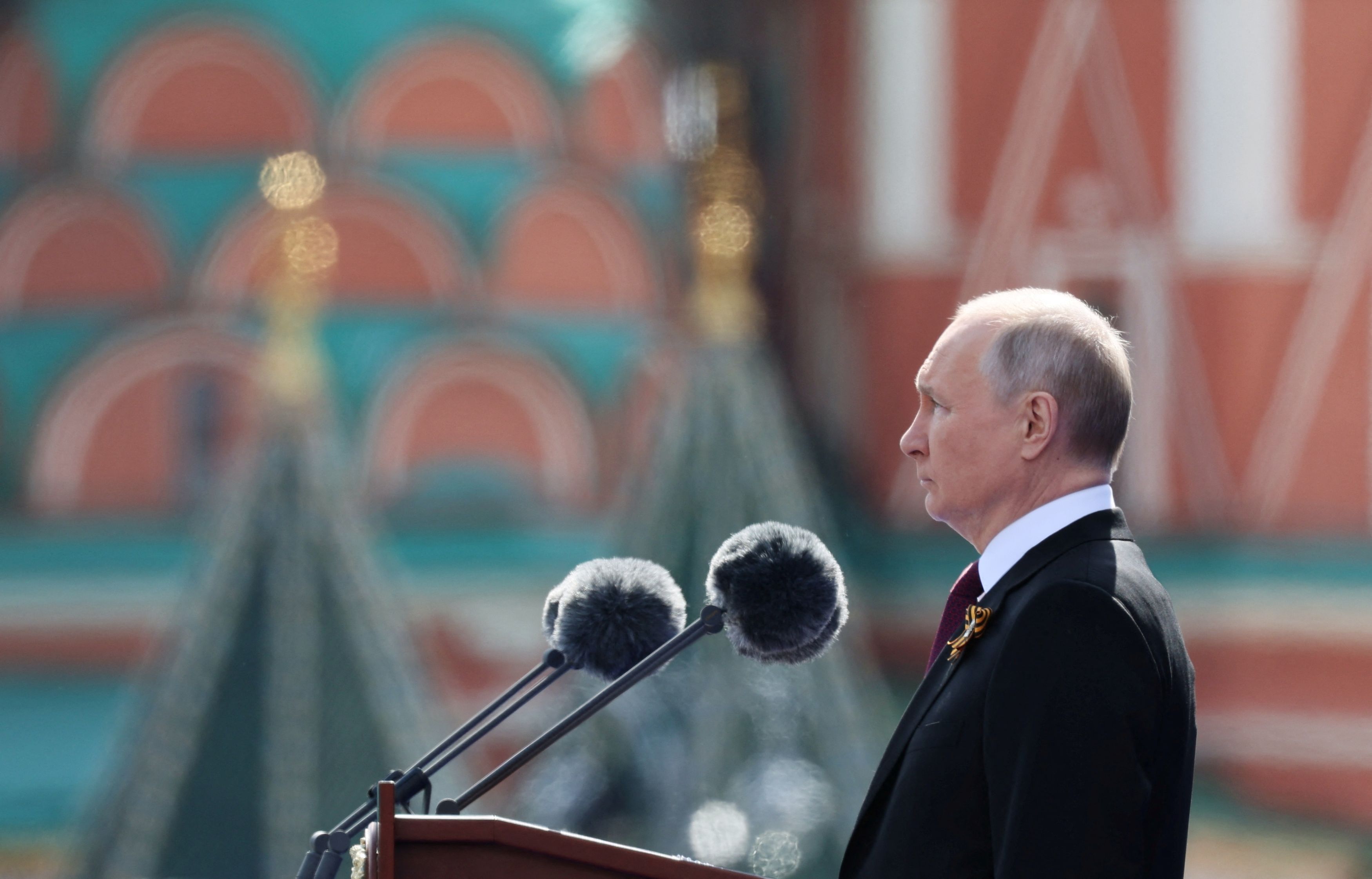 Ο Πούτιν διεκδικεί την κληρονομιά του Μεγάλου Πατριωτικού Πολέμου ενάντια στη Δύση