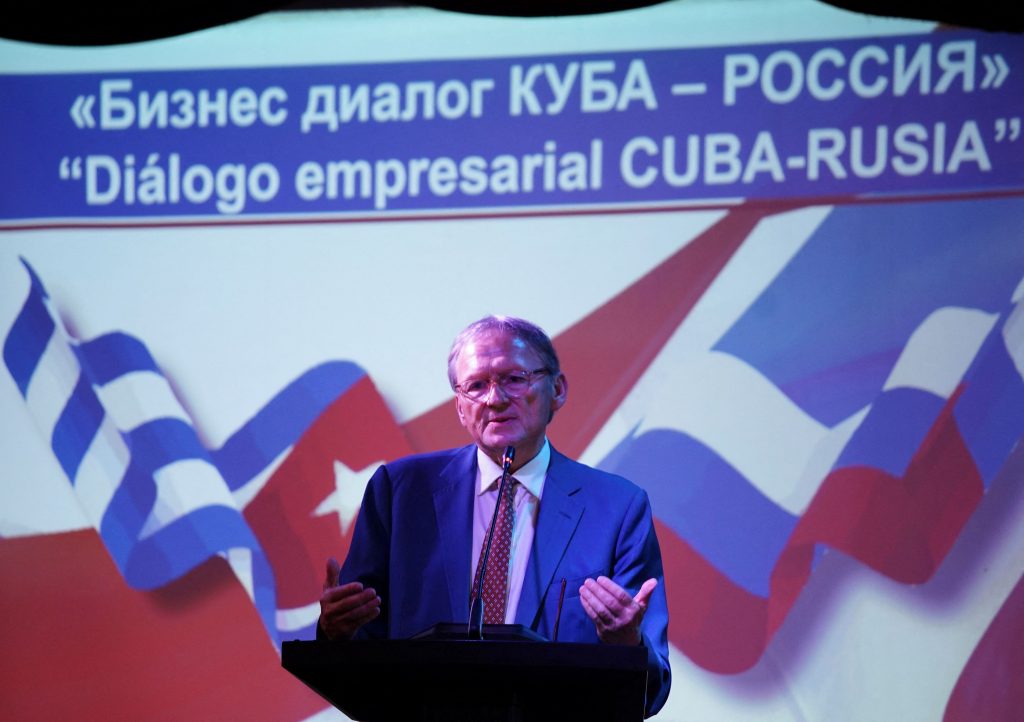Κούβα: Οι Ρώσοι επέστρεψαν για να «βοηθήσουν» τη χώρα