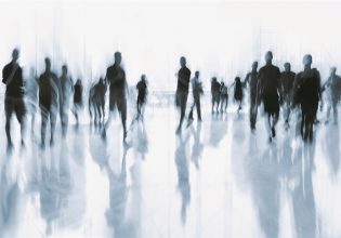 Τελευταίο λεπτό στην κάλπη