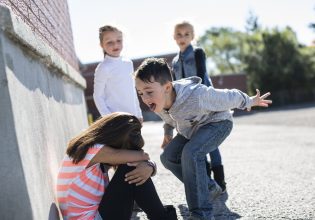 Bullying: Καταγγελία για δεύτερη υπόθεση σχολικού εκφοβισμού στο σχολείο της 7χρονης