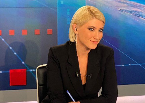 Σία Κοσιώνη: Ποια είναι η ηλικία της – Τι αποκαλύπτει η ίδια