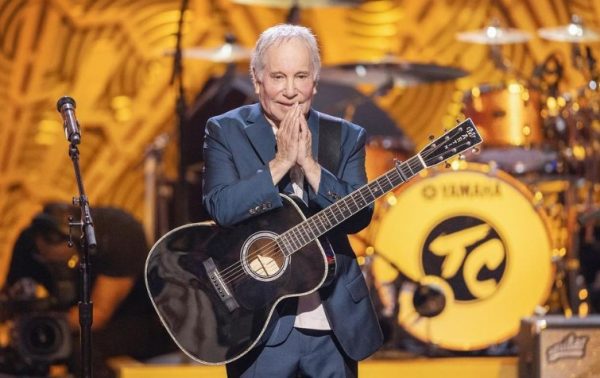 Πολ Σάιμον: «Εντελώς ξαφνικά έχασα το μεγαλύτερο μέρος της ακοής στο αριστερό μου αυτί»