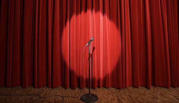 Πολύ δύσκολες ώρες για πασίγνωστο Έλληνα κωμικό