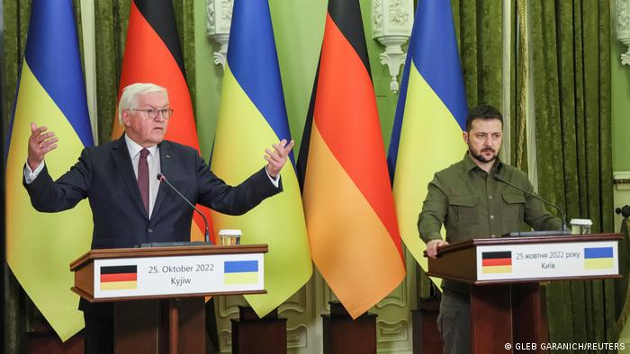 Ουκρανία: Επίσκεψη... Ζελένσκι στη Γερμανία προκαλεί την έντονη αντίδραση του Κιέβου