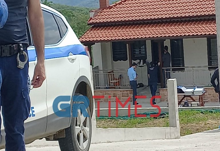 Φονικό στη Στρατονίκη: Στο παιδικό δωμάτιο βρέθηκε η σορός της 39χρονης – Σε αίματα πατούσε ο 8χρονος