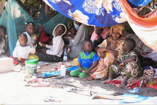 Αρθρο-γροθιά: Οι πρόσφυγες του Σουδάν είναι Αφρικανοί και μαύροι - Οι Ουκρανοί είναι Ευρωπαίοι και λευκοί