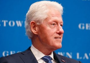 Κλίντον: Ξέραμε από το 2011 ότι ο Πούτιν θα εισέβαλε στην Ουκρανία