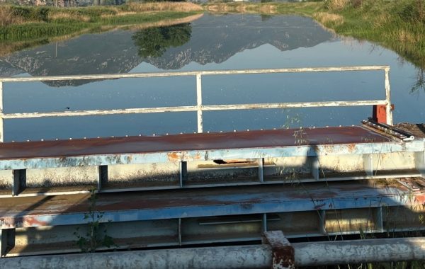 Επισκευάζεται το πλωτό αντλιοστάσιο της Υλίκης