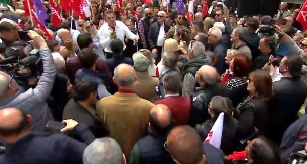 Αλέξης Τσίπρας από Τρίκαλα: «Μισθοί Βουλγαρίας και τιμές Βρετανίας στην Ελλάδα Μητσοτάκη» – Αναφορές στον Ανδρέα Παπανδρέου