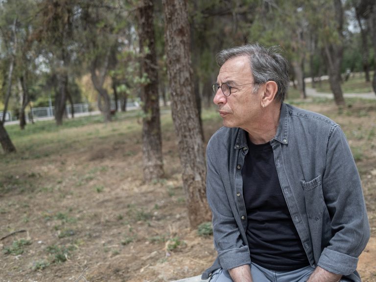 Διονύσης Τσακνής: Το σύστημα θα ανατραπεί και θα είναι «ντάλα μεσημέρι»