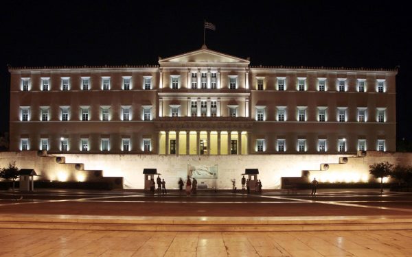 Έμμονες και δαίμονες