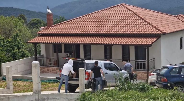 Γυναικοκτονία στη Χαλκιδική: «Είδα το παιδί μες στα αίματα, φώναζε παππού» λέει ο πατέρας του 36χρονου δράστη