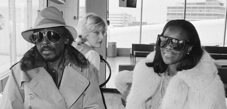 Το βασανισμένο, συγκινητικό και βίαιο, ερωτικό έπος της Σίσελι Τάισον και του Μάιλς Ντέιβις