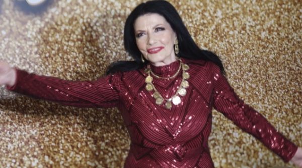 Ζωζώ Σαπουντζάκη: «Τα χρόνια δεν τα μέτρησα με την ταυτότητά μου»