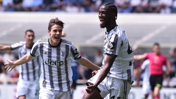 Αταλάντα – Γιουβέντους 0-2: Μια ανάσα από το Champions League οι «μπιανκονέρι»