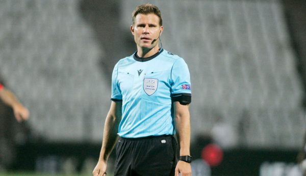 Μπριχ στο Ολυμπιακός-Παναθηναϊκός, Φωτιάς στο Αρης-ΑΕΚ