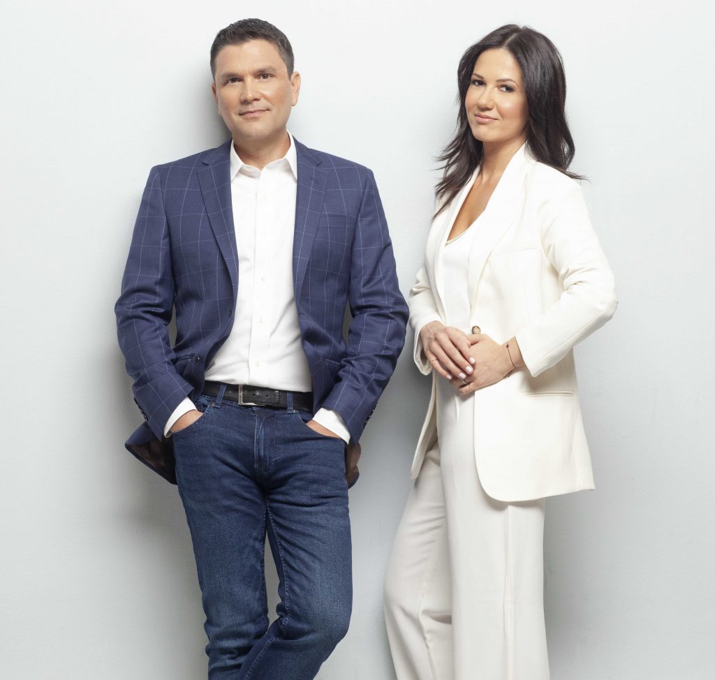 «Mega Σαββατοκύριακο» στην πρώτη θέση και τον Απρίλιο